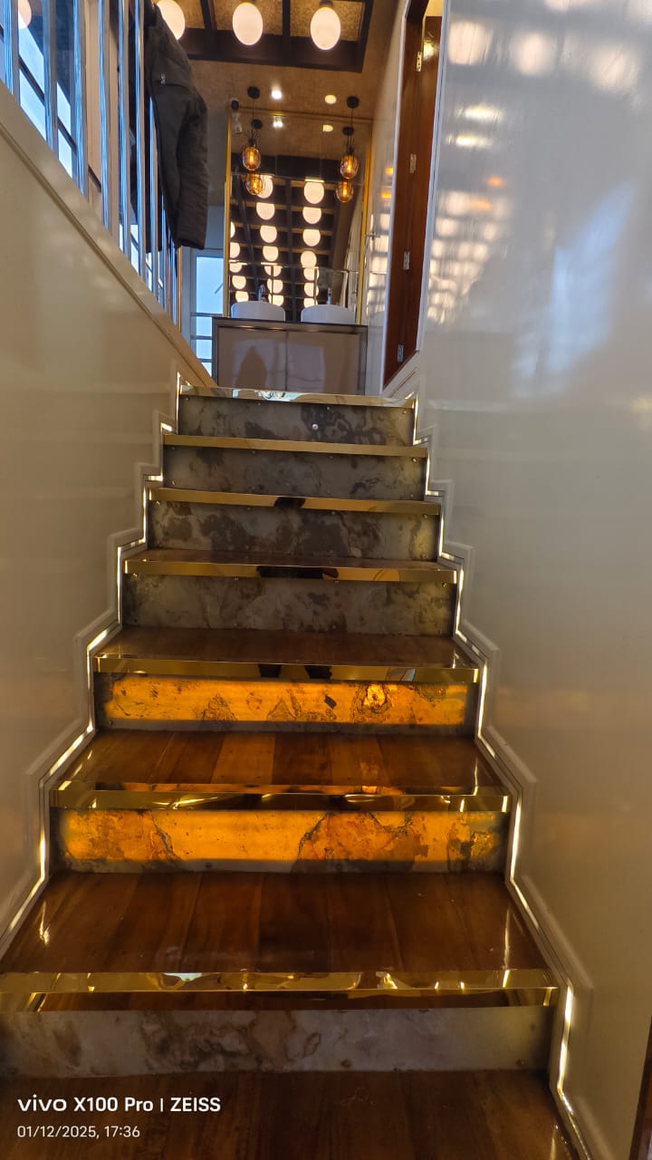 Royal Caribbean Houseboat (10)