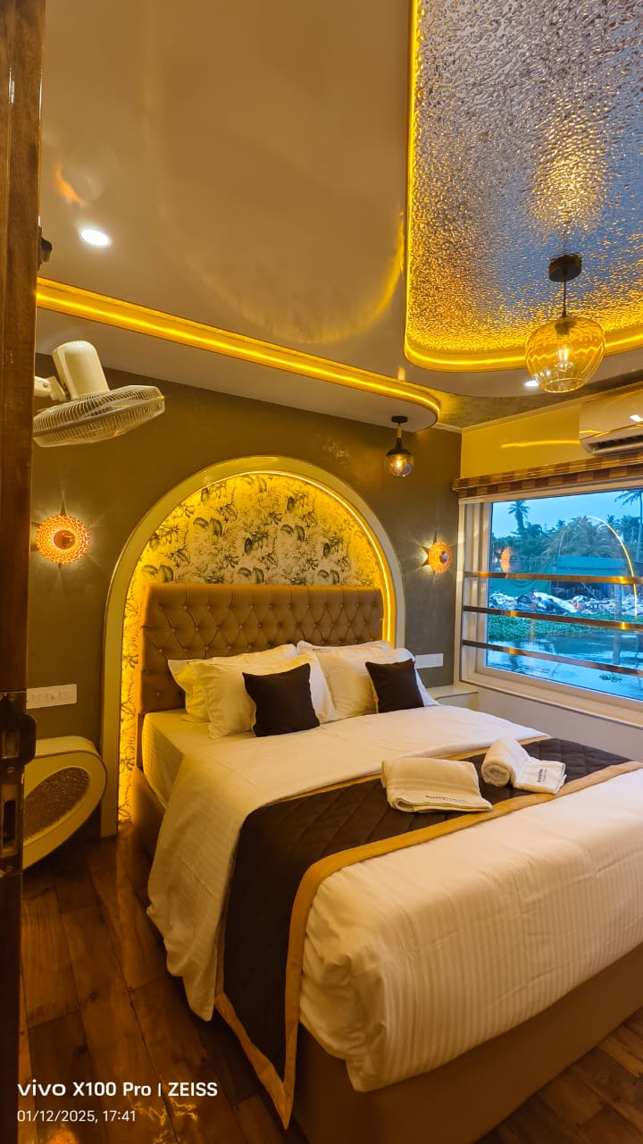 Royal Caribbean Houseboat (15)