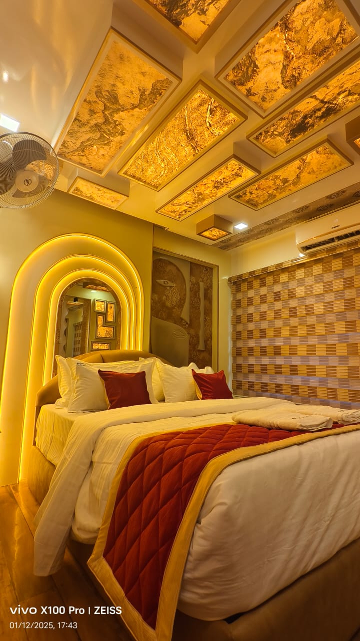 Royal Caribbean Houseboat (18)