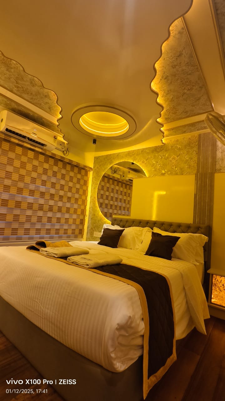 Royal Caribbean Houseboat (24)