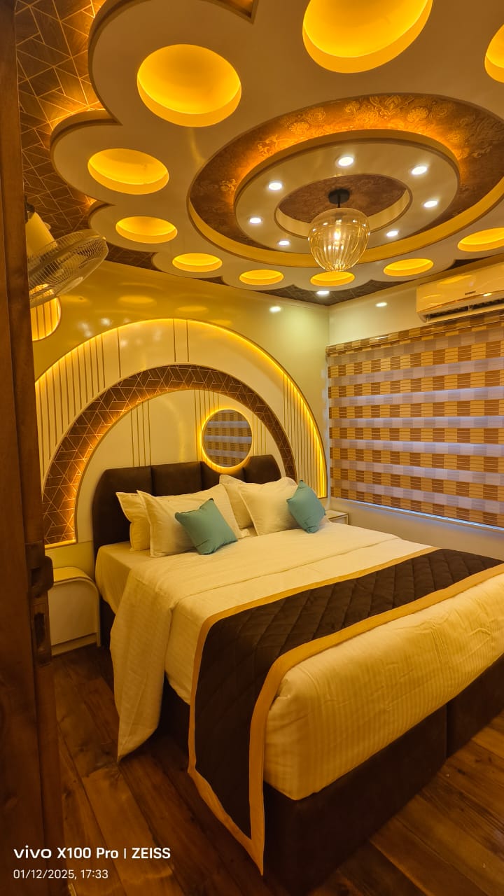 Royal Caribbean Houseboat (27)