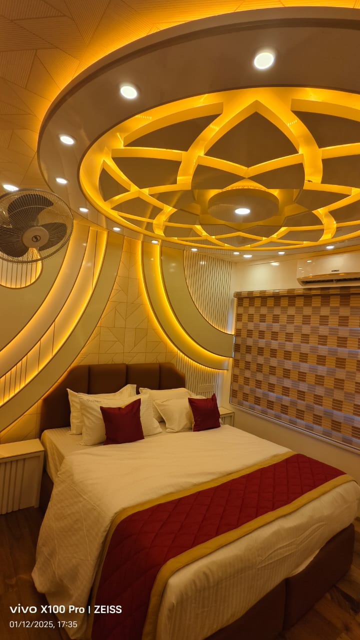 Royal Caribbean Houseboat (29)