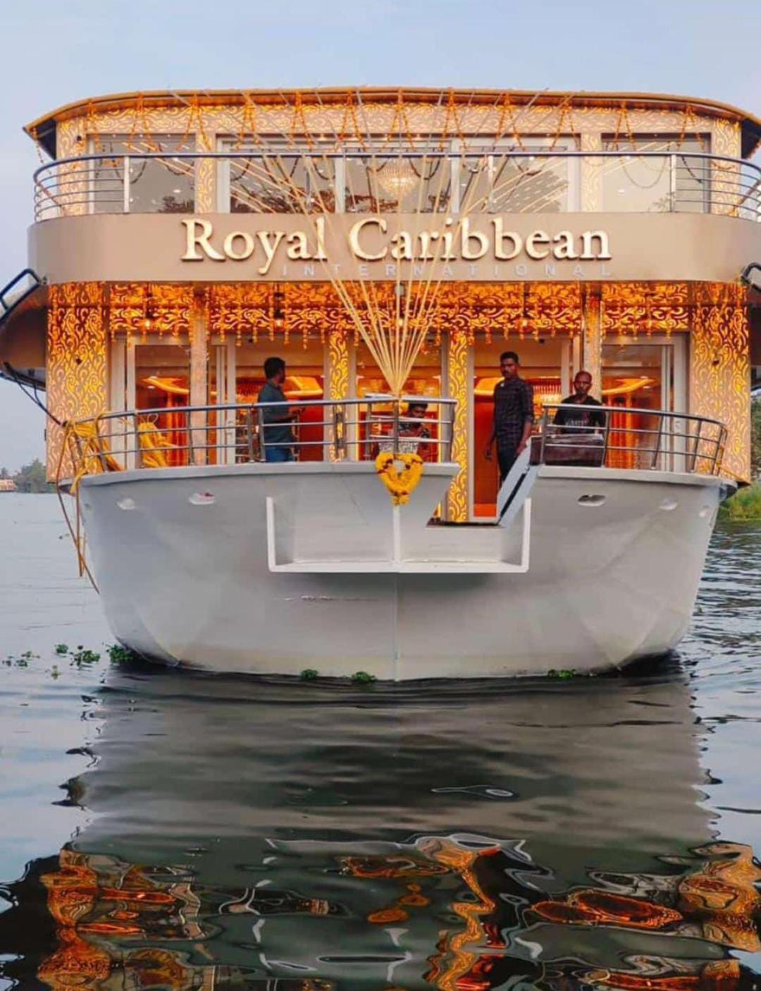 Royal Caribbean Houseboat (34)